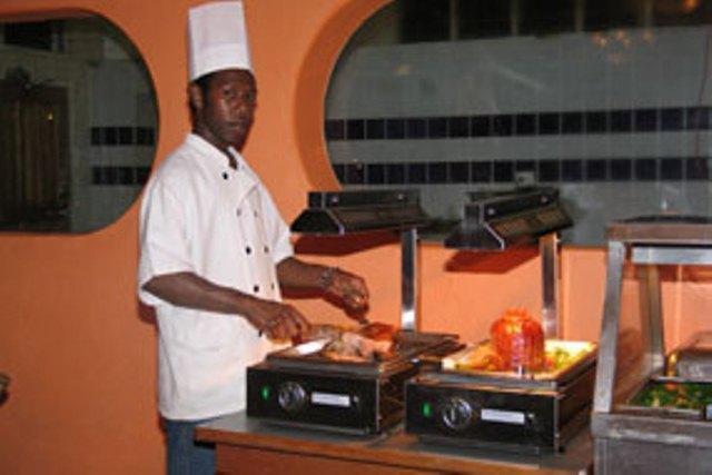 Honiara Hotel Bagian luar foto