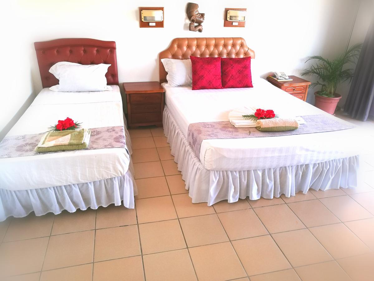 Honiara Hotel Bagian luar foto