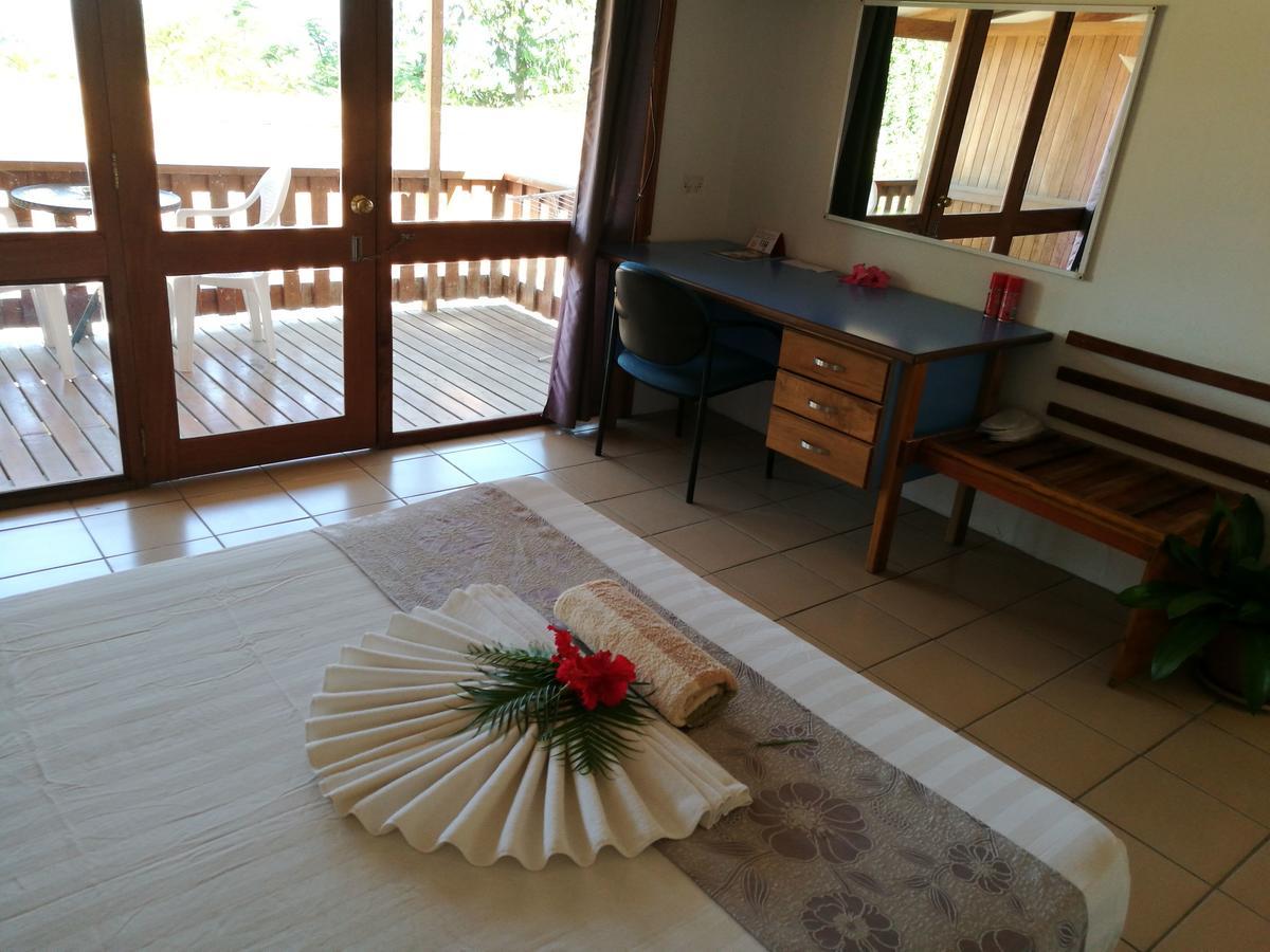 Honiara Hotel Bagian luar foto
